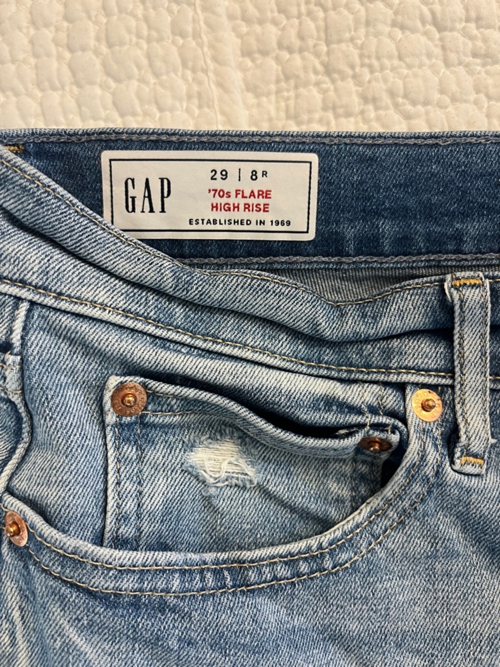 GAP ‘70s Flare High Rise Jeans - Picture 2 of 3